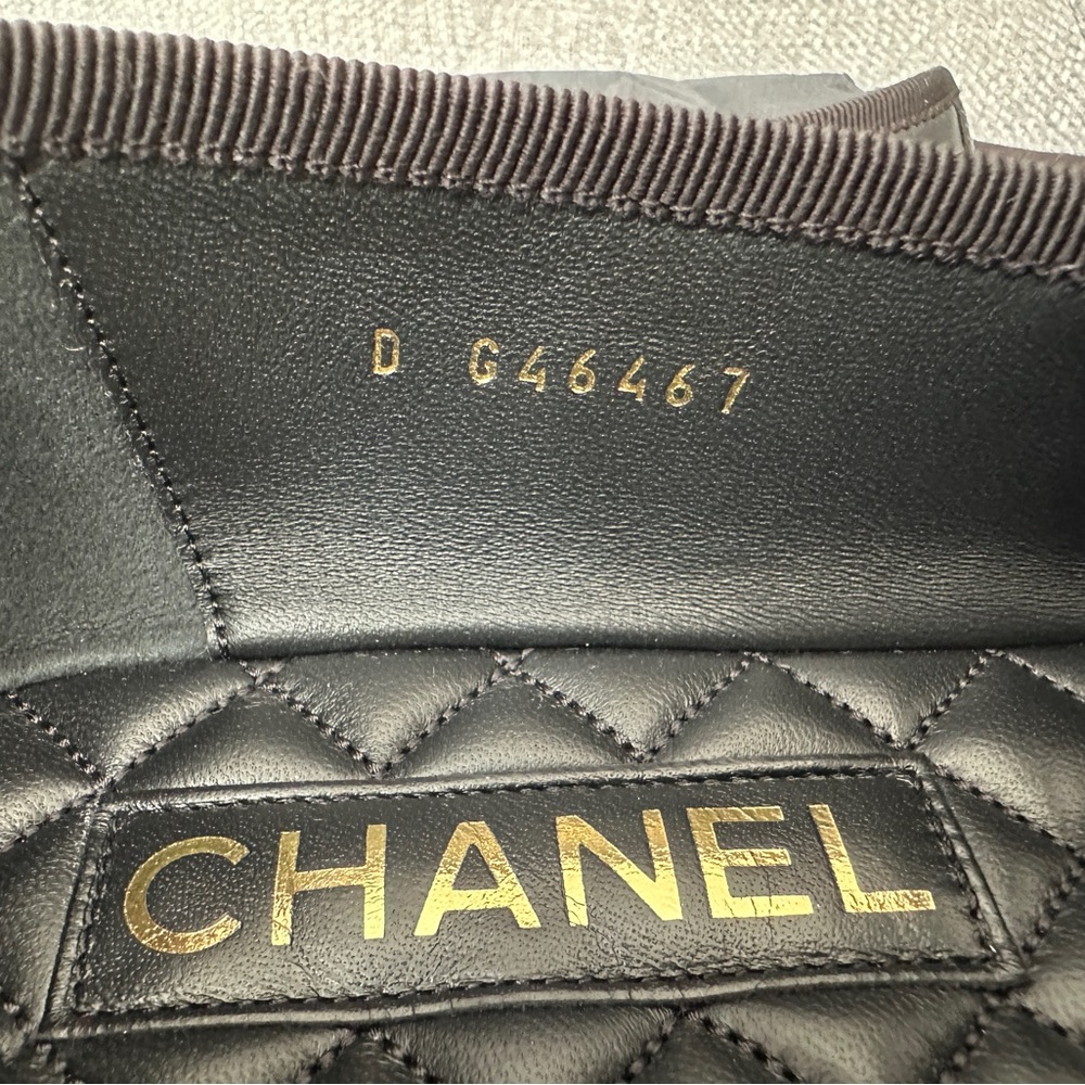 CHANEL CC LOGO BLACK LEATHER MARYJANE BALLET FLATS SHOES GOLD BUCKLE 41 - Picture 13 of 14
